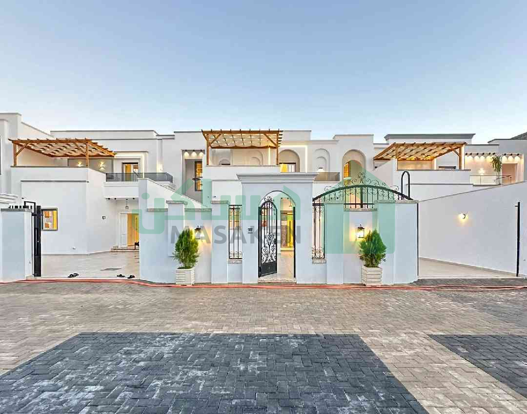 فيلا من طابقين خليجي مفصولات vip