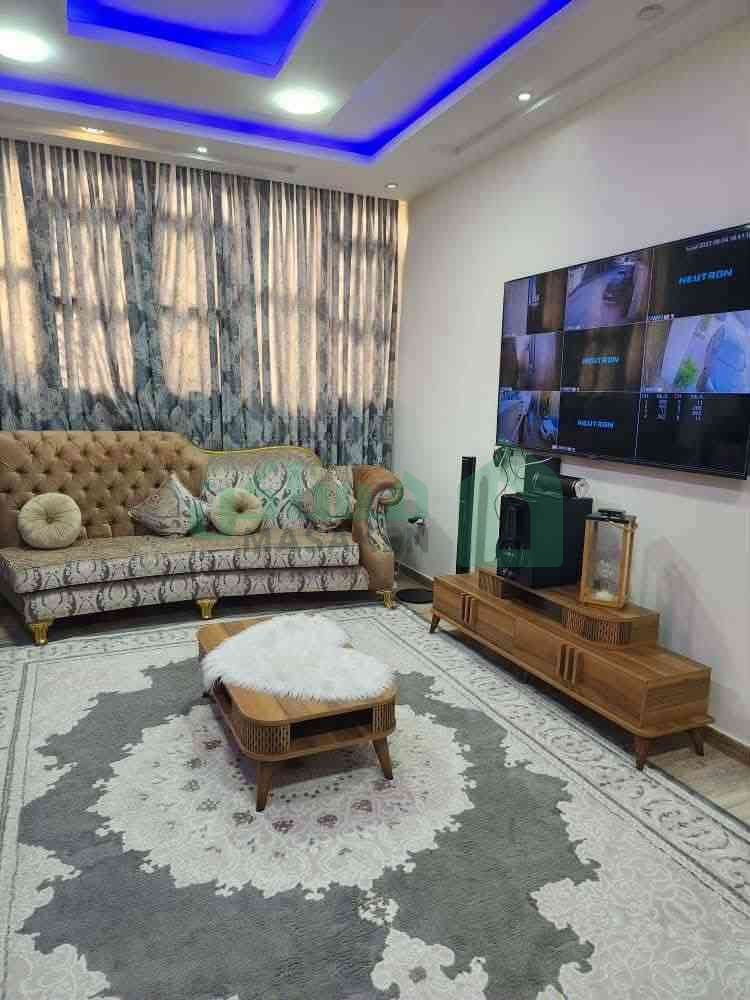 Second image of the ad