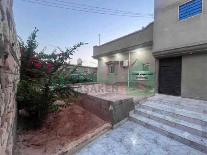 🏡 فرصة سكنية  في أجدابيا 🏡
​للبيع حوشين متجاورين