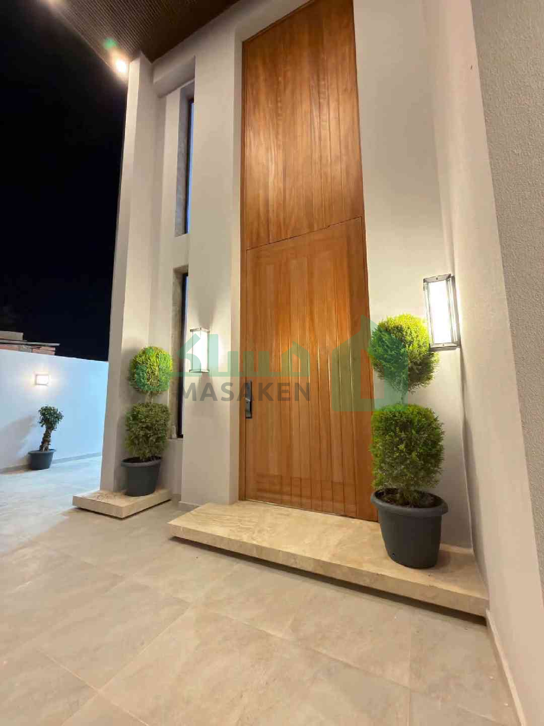 🏡 فيلا راقية للبيع في السراج – داخل المخطط العام