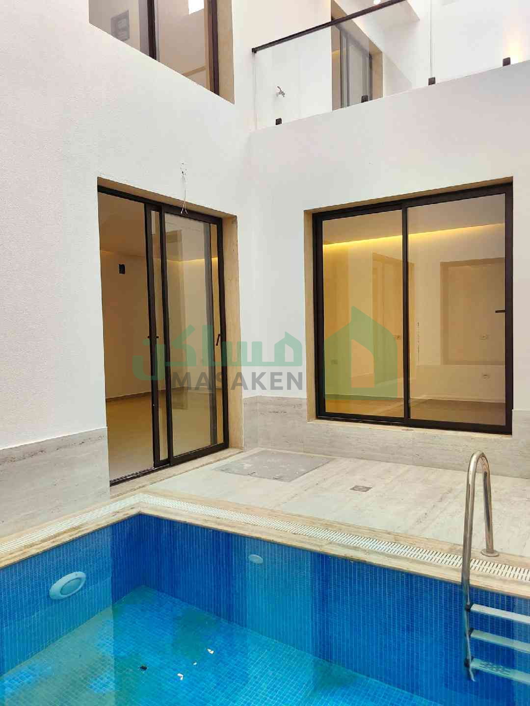 Third image of the ad