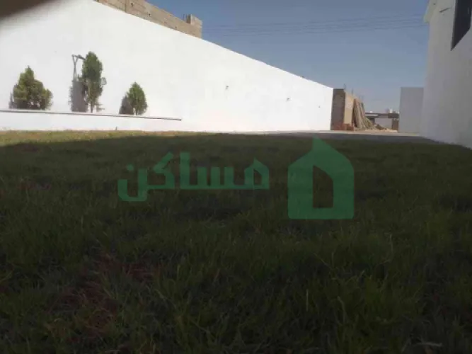 منزل بتشطيب 90% #للبيـــــــــــــع  حي النور 2