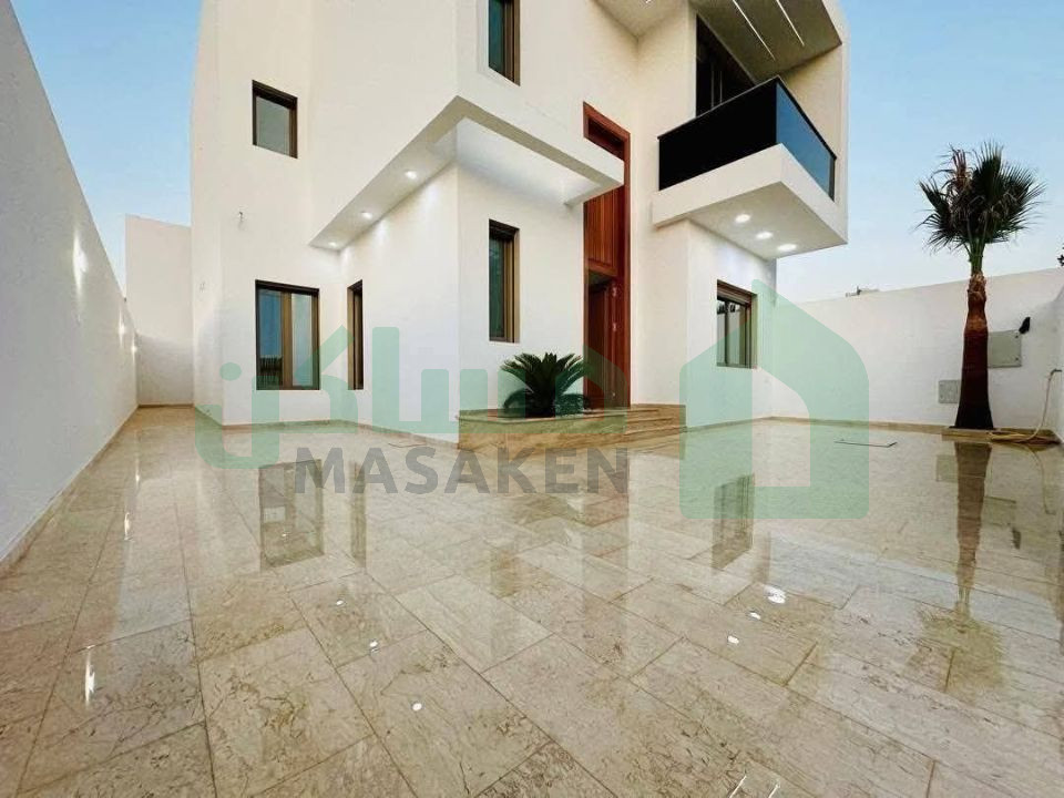 Second image of the ad