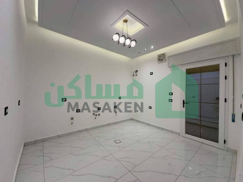 Second image of the ad