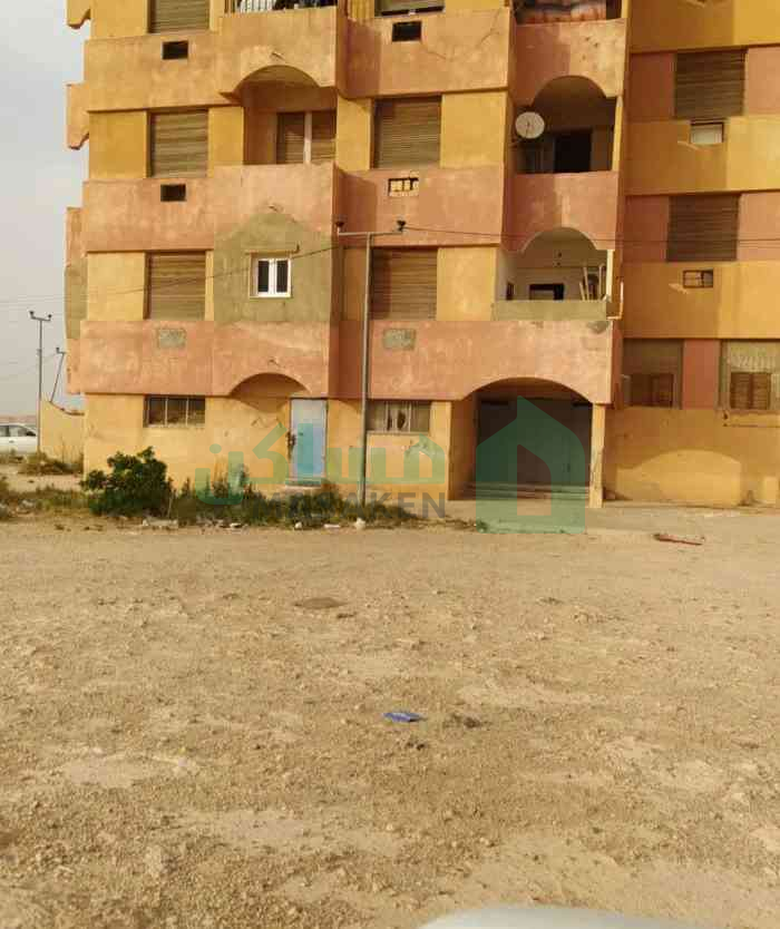 شقة للبيع منطقة الزملة في مدينة يفرن